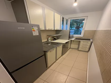 Crveni Krst Zvezdara | 4zida.rs