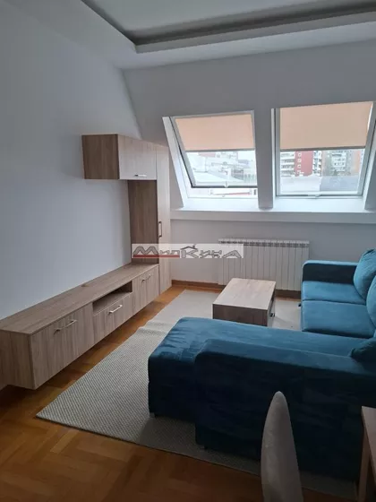 Lipov Lad | 4zida.rs