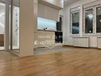 Karađorđeva | 4zida.rs