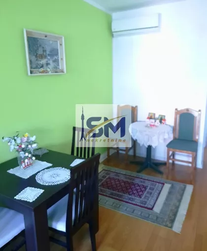 Oktobarska | 4zida.rs