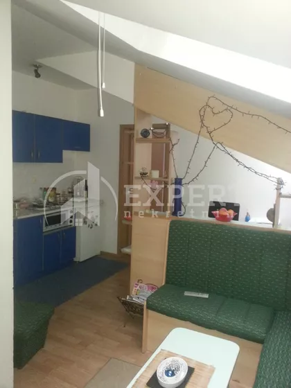 Pariske komune | 4zida.rs