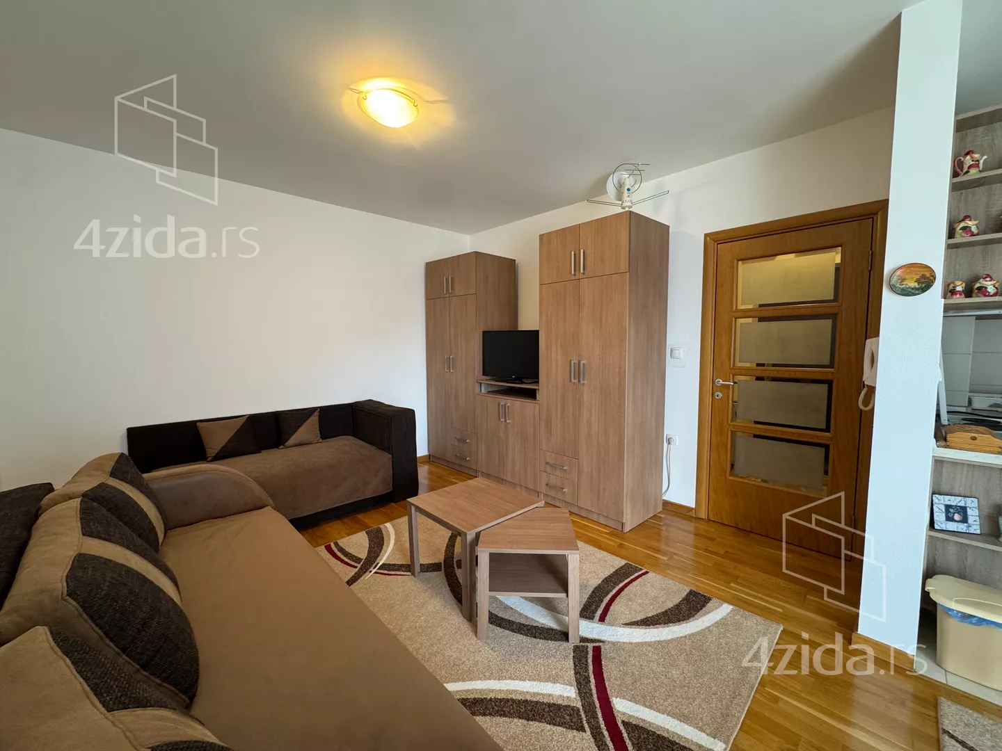 Garsonjera | 4zida