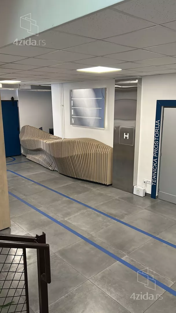 Poslovni prostor | 4zida