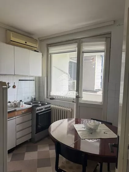 Darinke Radović | 4zida.rs