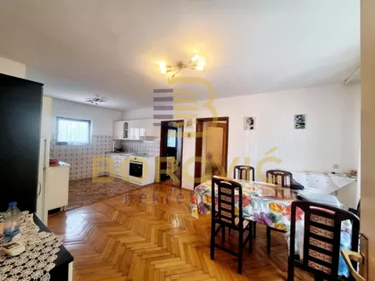 Surčin (mesto) | 4zida.rs
