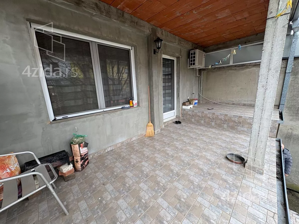 3-etažna kuća | 4zida