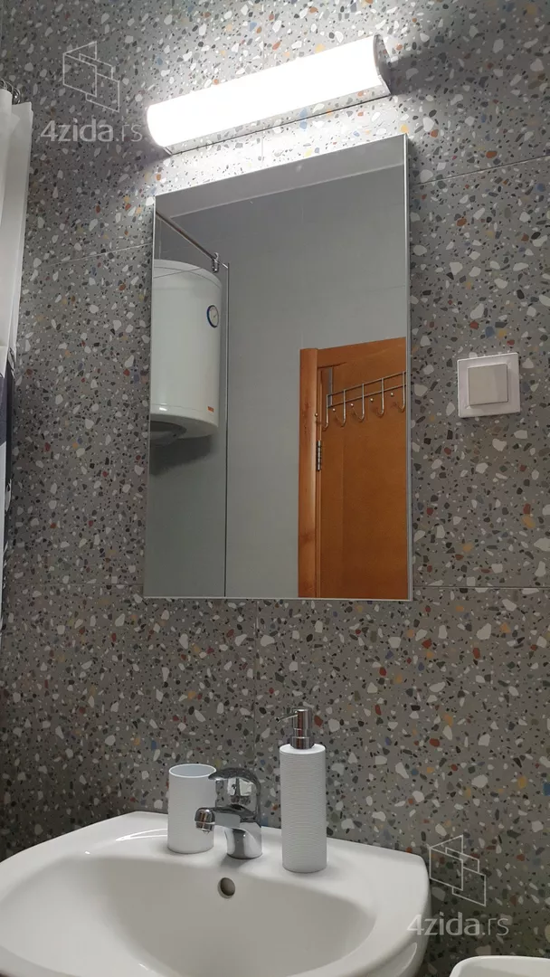 Garsonjera | 4zida