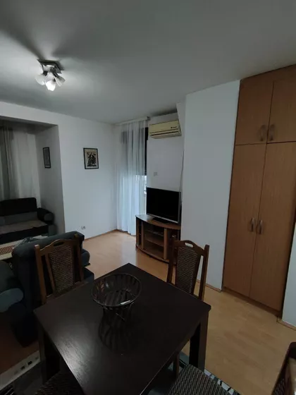 Vuka Karadžića 22 | 4zida.rs