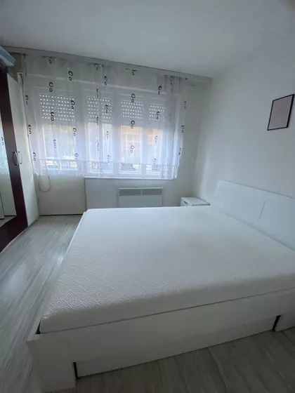 Veljka Dugoševića 175 | 4zida.rs