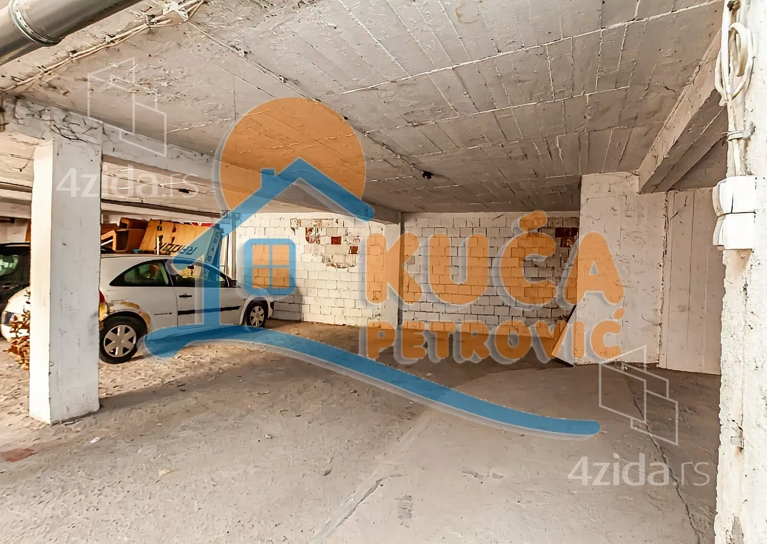 Garaža | 4zida