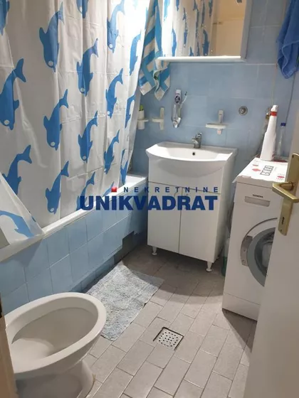 Šumadijski trg | 4zida.rs