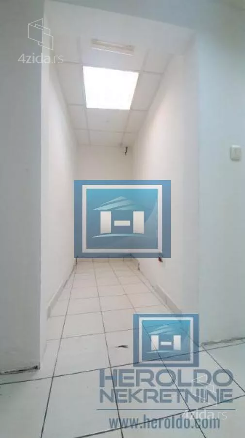 Lokal | 4zida
