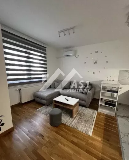 Gorana Jojića | 4zida.rs