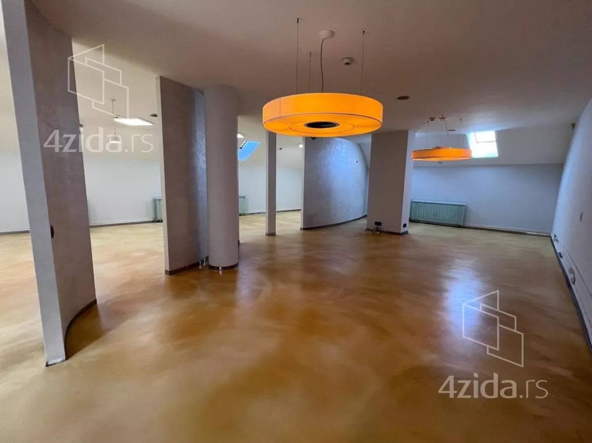 Poslovni prostor | 4zida