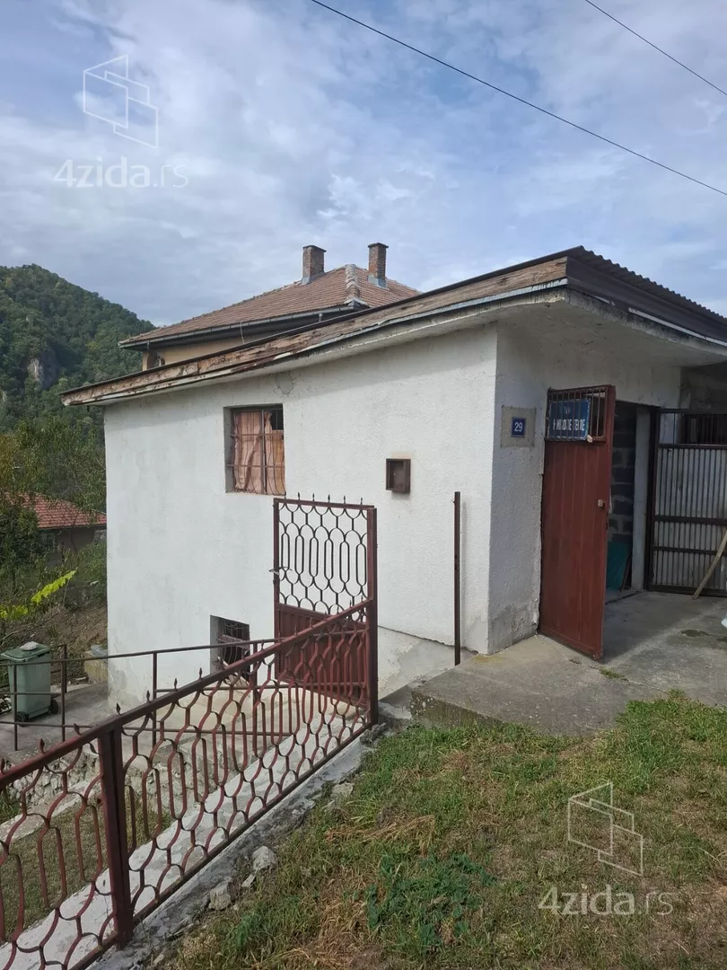 2-etažna kuća | 4zida