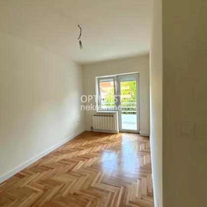 Nika Strugara 1. prilaz | 4zida.rs
