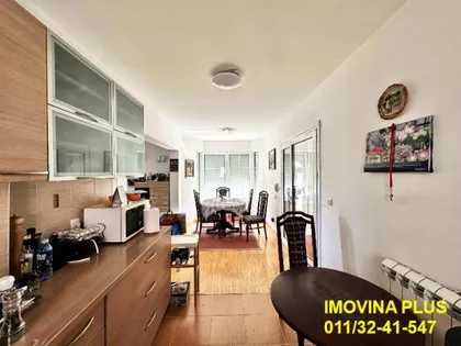 Živka Slavnića | 4zida.rs