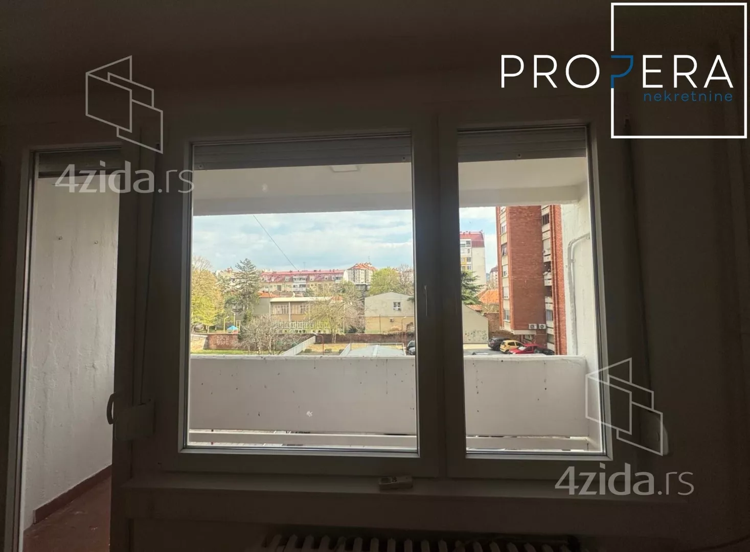 Četvoroiposoban stan | 4zida