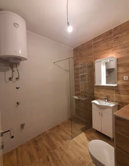 Vukov Spomenik | 4zida.rs