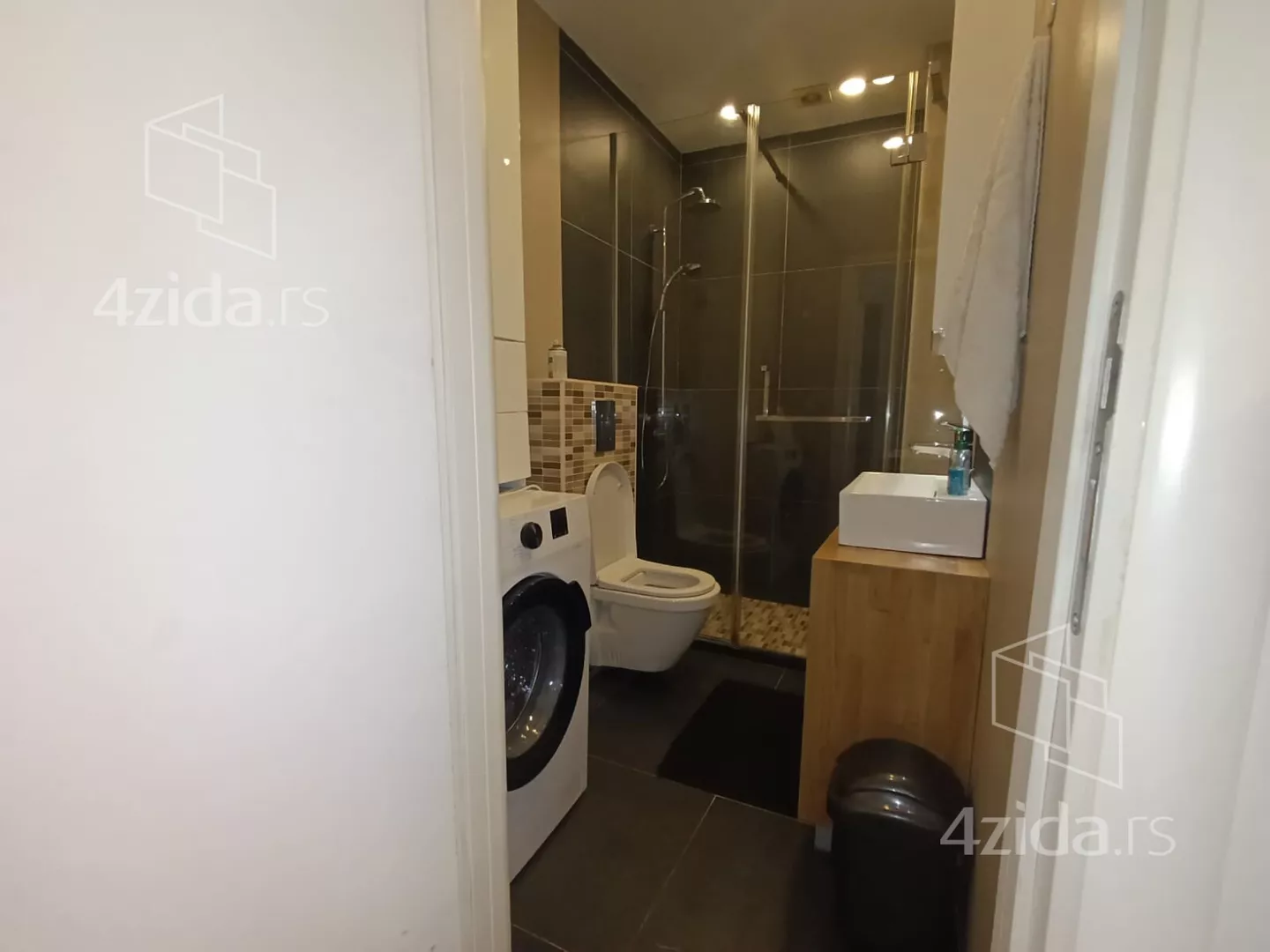 Garsonjera | 4zida