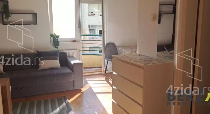 Garsonjera | 4zida