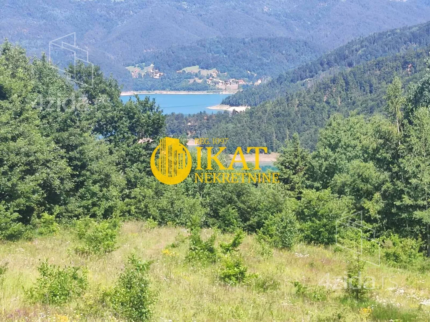 Građevinsko zemljište | 4zida