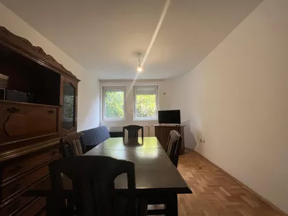 Ekonomski/Pravni Fakultet | 4zida.rs