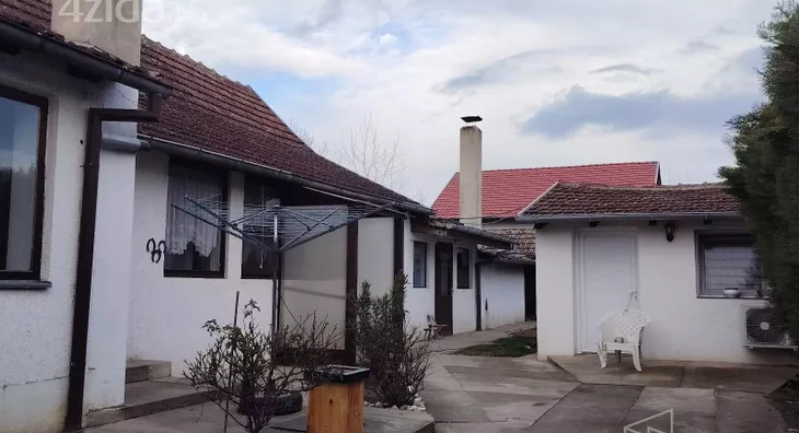 4-etažna kuća | 4zida