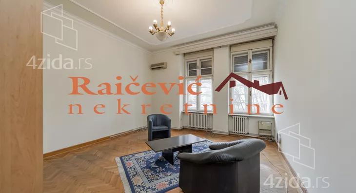 Šestosoban stan | 4zida