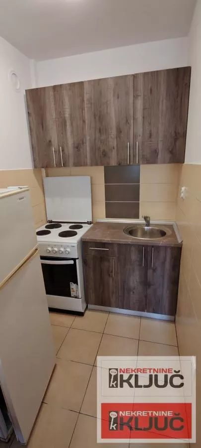 Železnička stanica | 4zida.rs