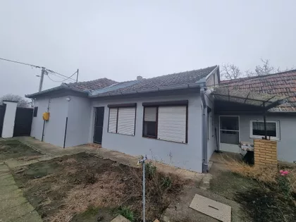 Mali Bajmok | 4zida.rs