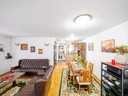 Vojvode Vlahovića bb | 4zida.rs