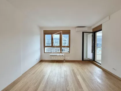 Tadije Sondermajera | 4zida.rs