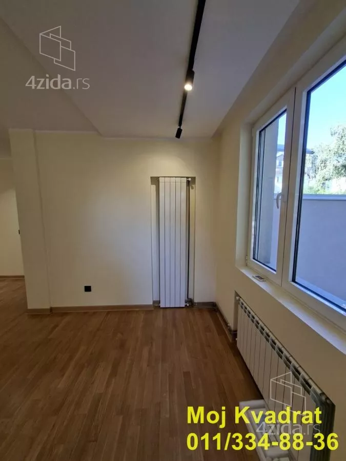 Četvoroiposoban stan | 4zida