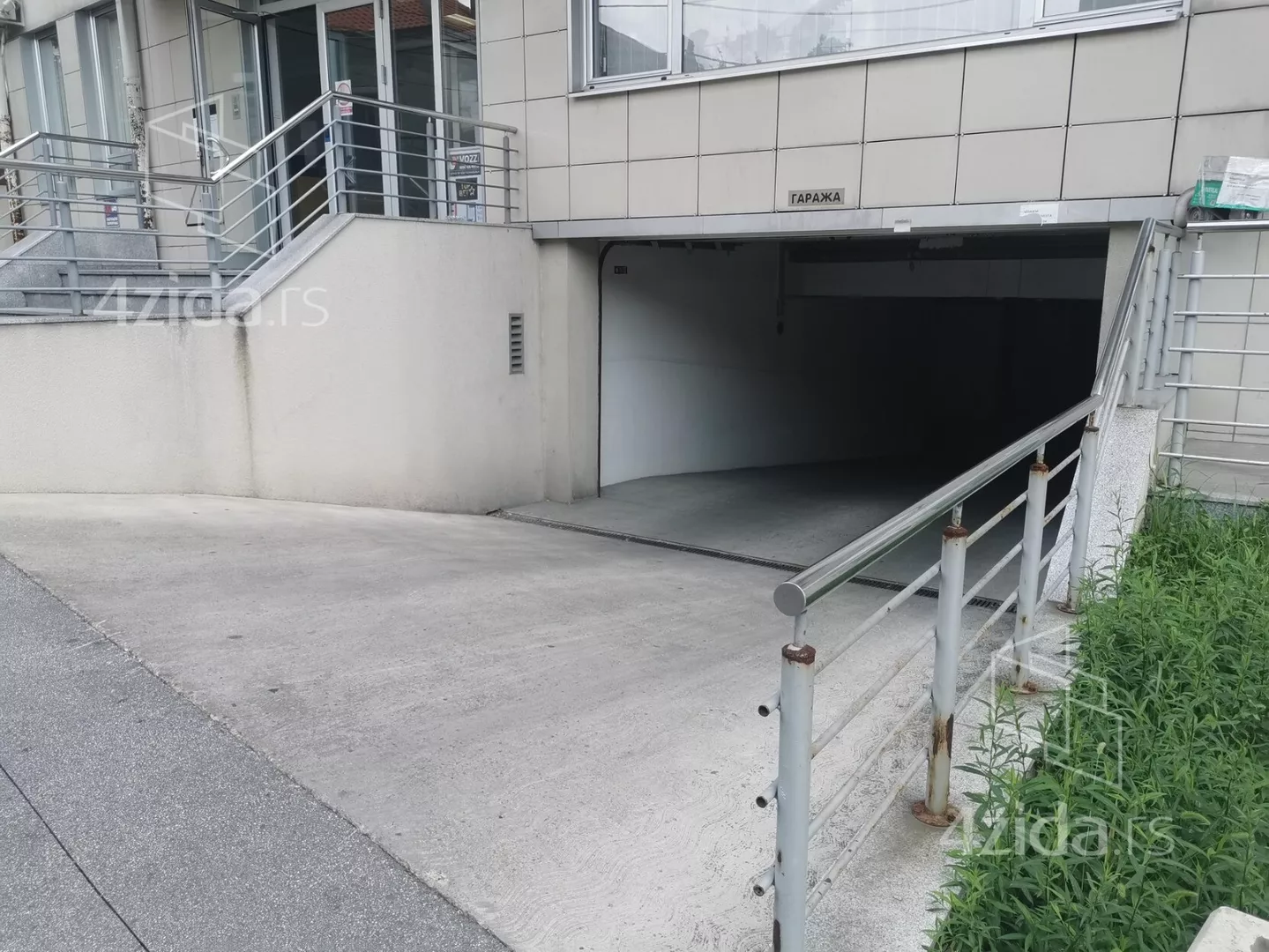 Parking | 4zida