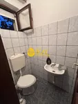 Lokal | 4zida