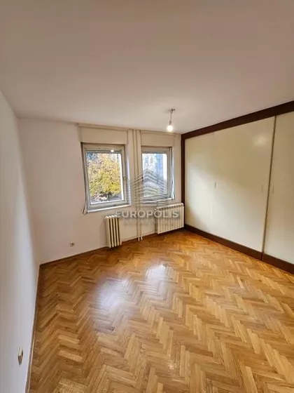 Marka Pola | 4zida.rs