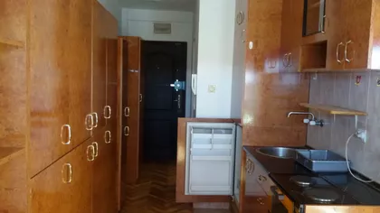 Valentina Vodnika | 4zida.rs