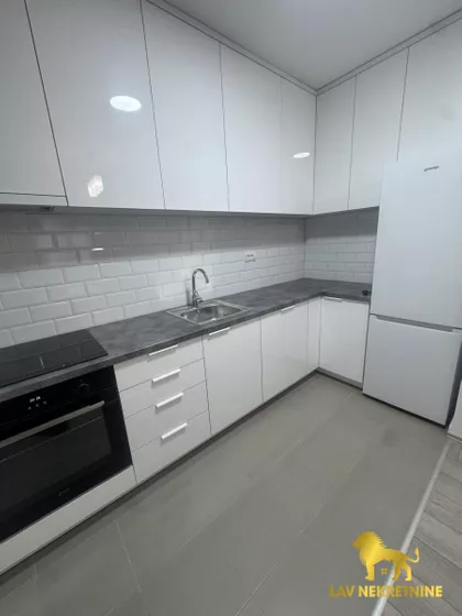 JANKA ČMELIKA | 4zida.rs