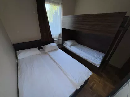 Crvenog Gloga 23 | 4zida.rs