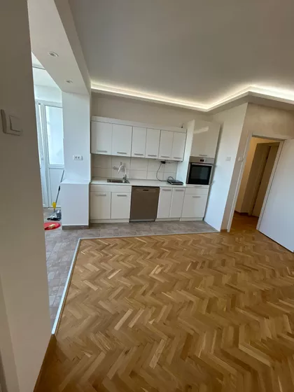 Omladinska 32G | 4zida.rs