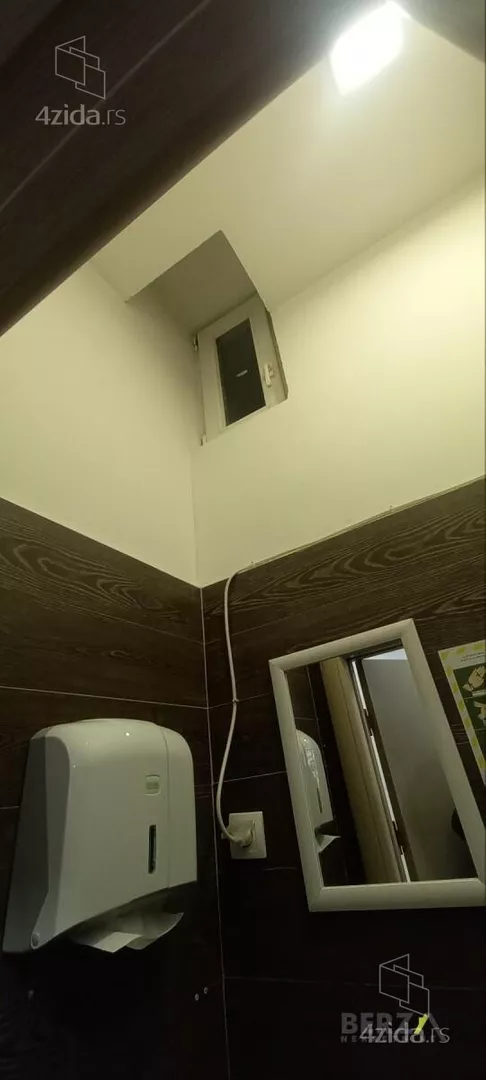 Lokal | 4zida