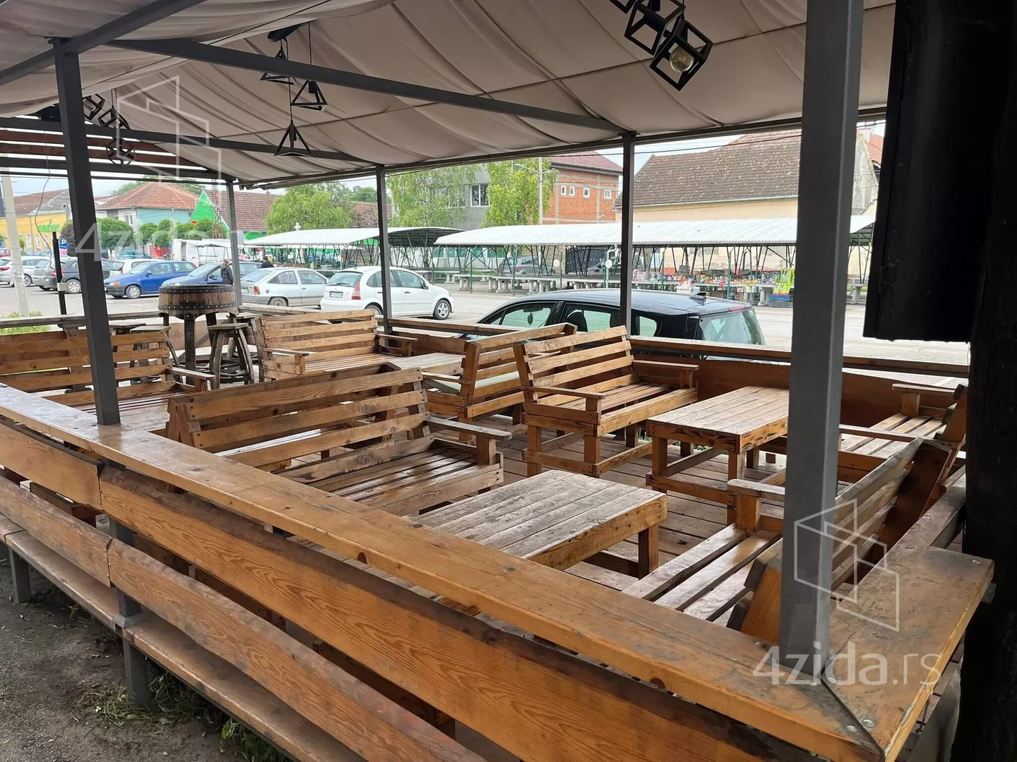 Poslovni prostor | 4zida