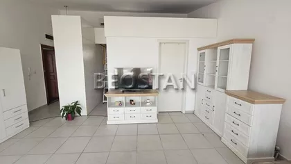 Gvozdićeva | 4zida.rs