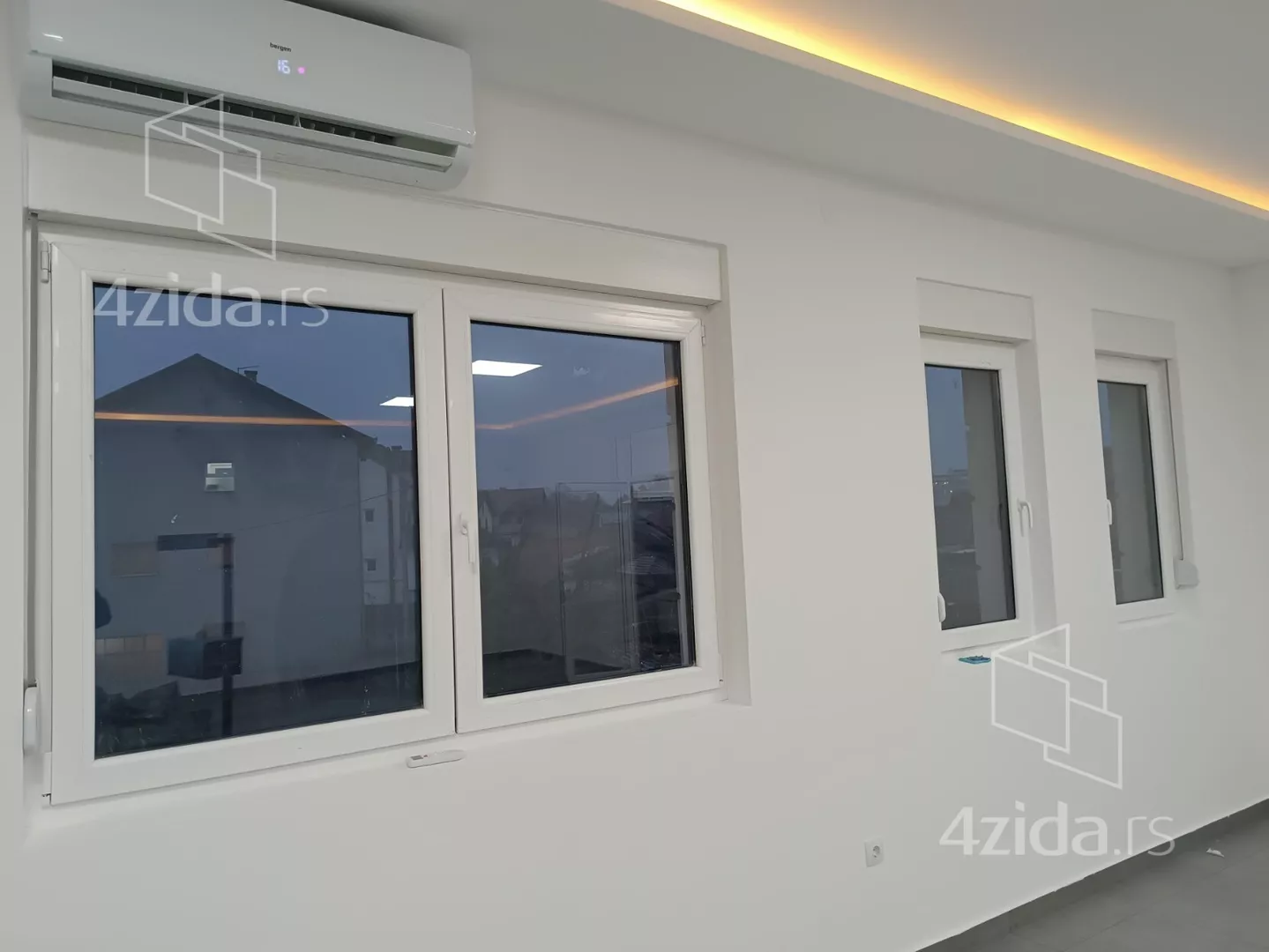 Lokal | 4zida