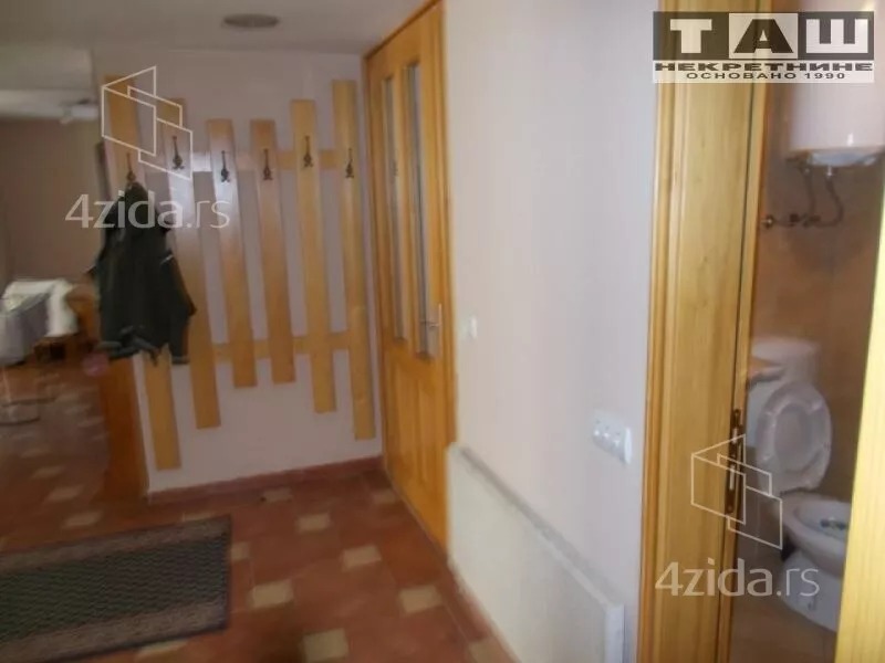 Ugostiteljski objekat | 4zida