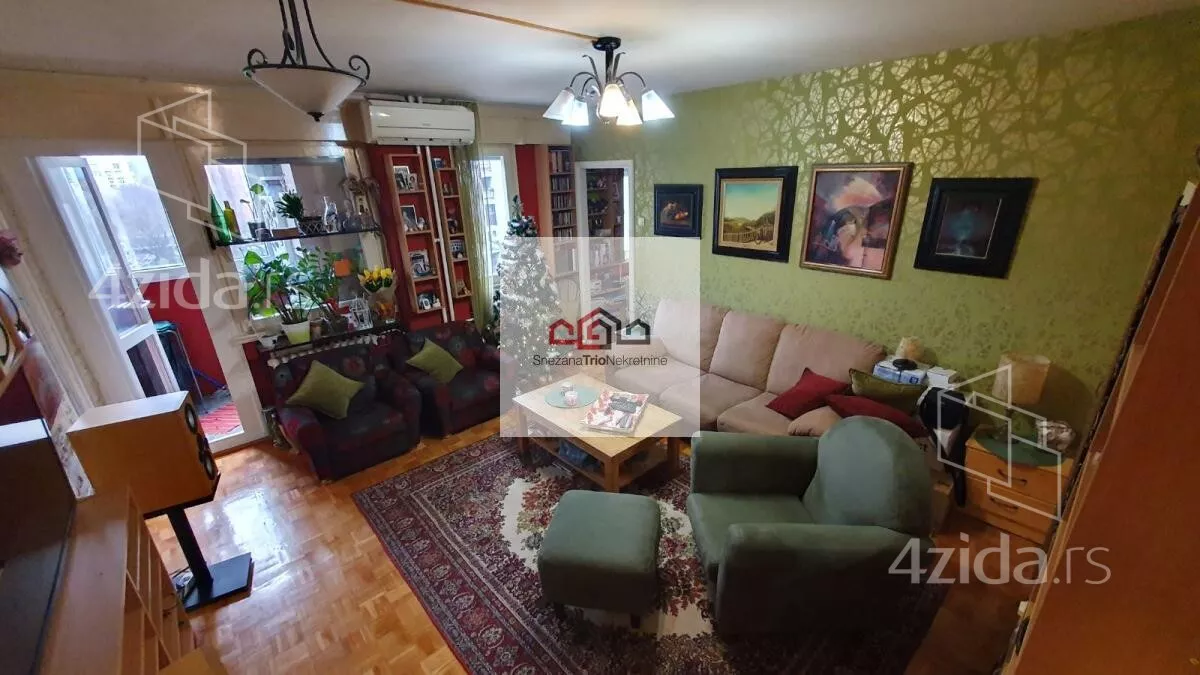 Troiposoban stan | 4zida