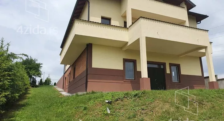 3-etažna kuća | 4zida