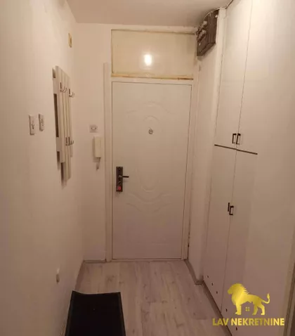 BULEVAR CARA LAZARA | 4zida.rs