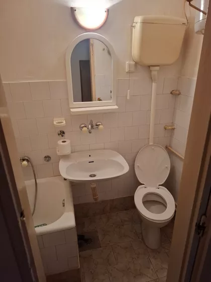 Milana Glumca 7 | 4zida.rs